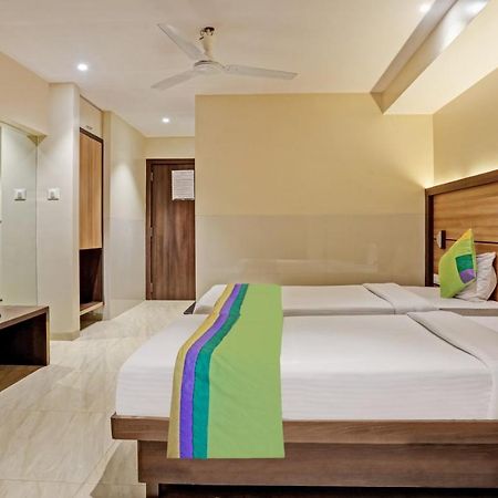 Treebo Trend Mourya Residency Hotel Navi Mumbai Exterior photo