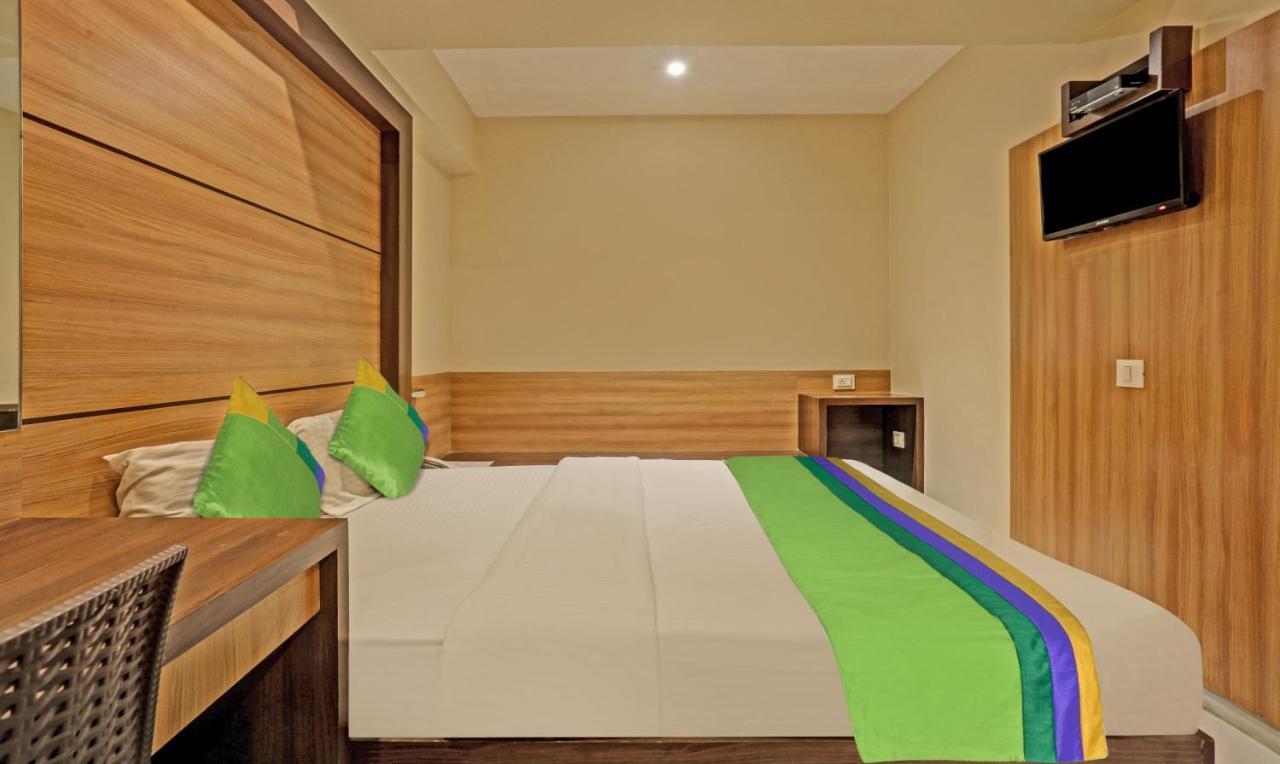 Treebo Trend Mourya Residency Hotel Navi Mumbai Exterior photo