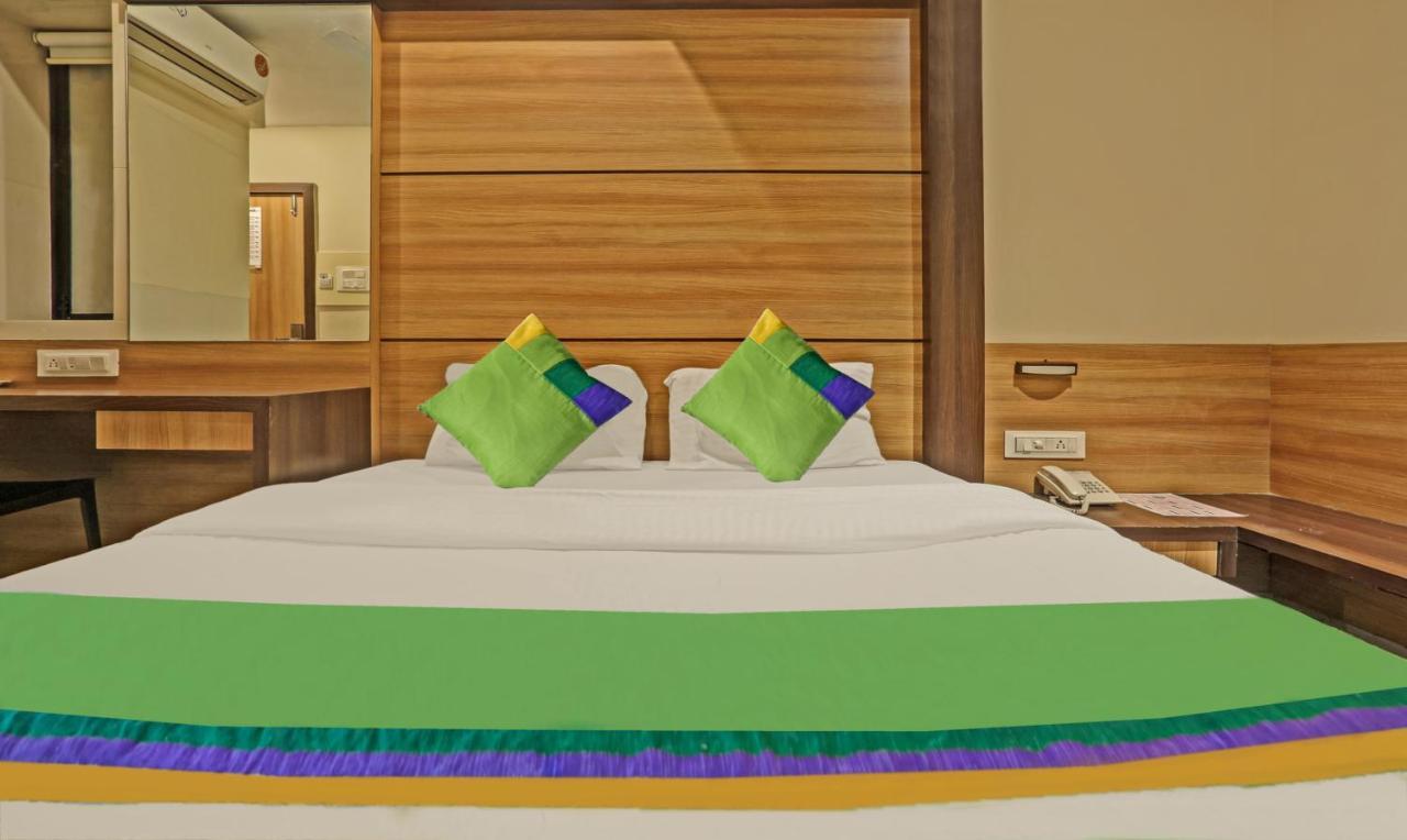Treebo Trend Mourya Residency Hotel Navi Mumbai Exterior photo